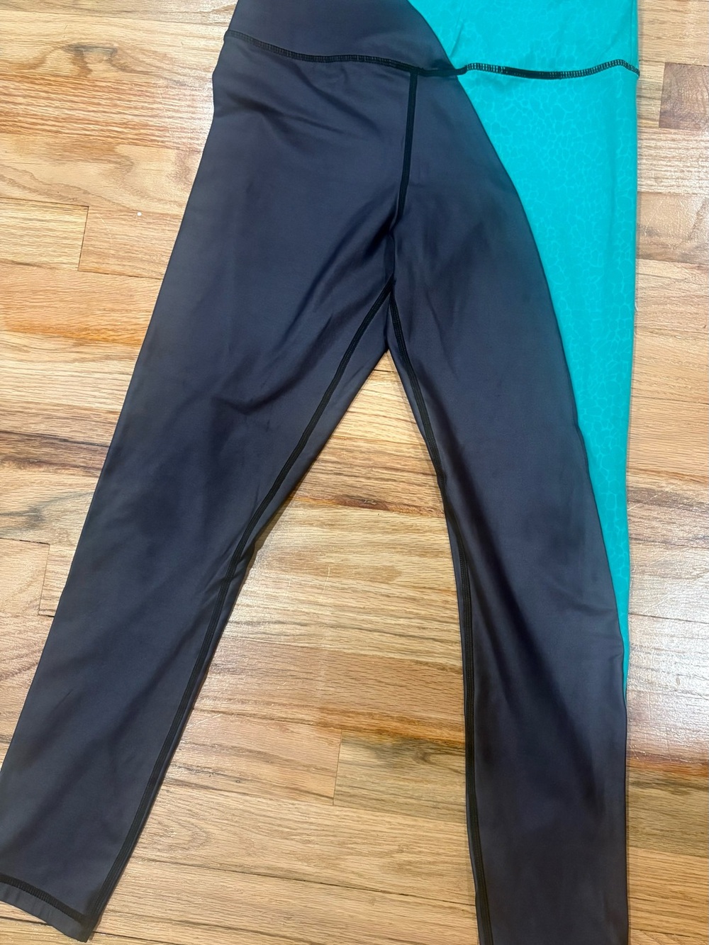ZYIA Black and Teal Leggings for Women